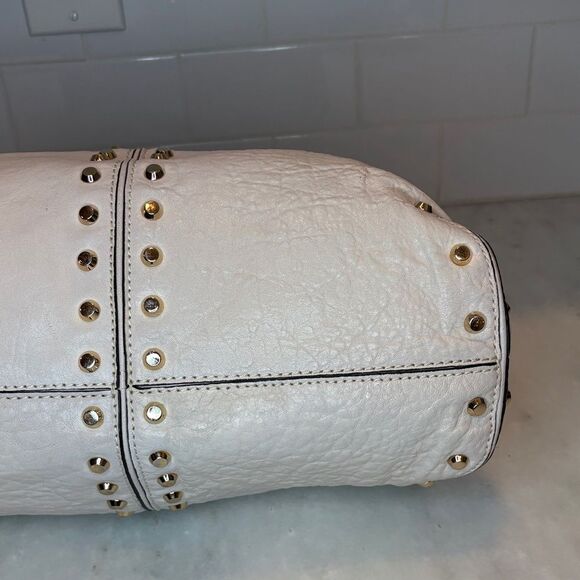 Michael Kors Pebbled Soft Leather Uptown Astor Studded Hobo Shoulder Bag - Picture 8 of 16